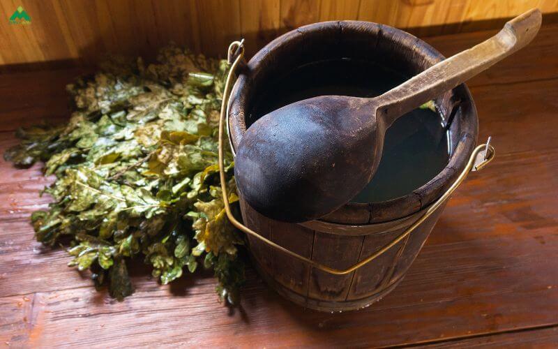 Vì sao nên chuẩn bị sẵn đồ xông tắm tại nhà?