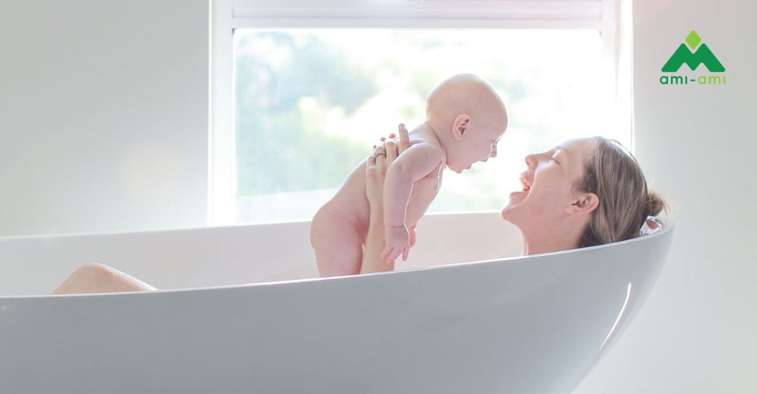 Cách tắm khoa học cho phụ nữ sau sinh