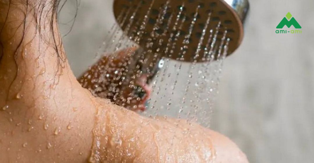 4 hệ lụy khôn lường khi tắm sai thời điểm sau xông hơi